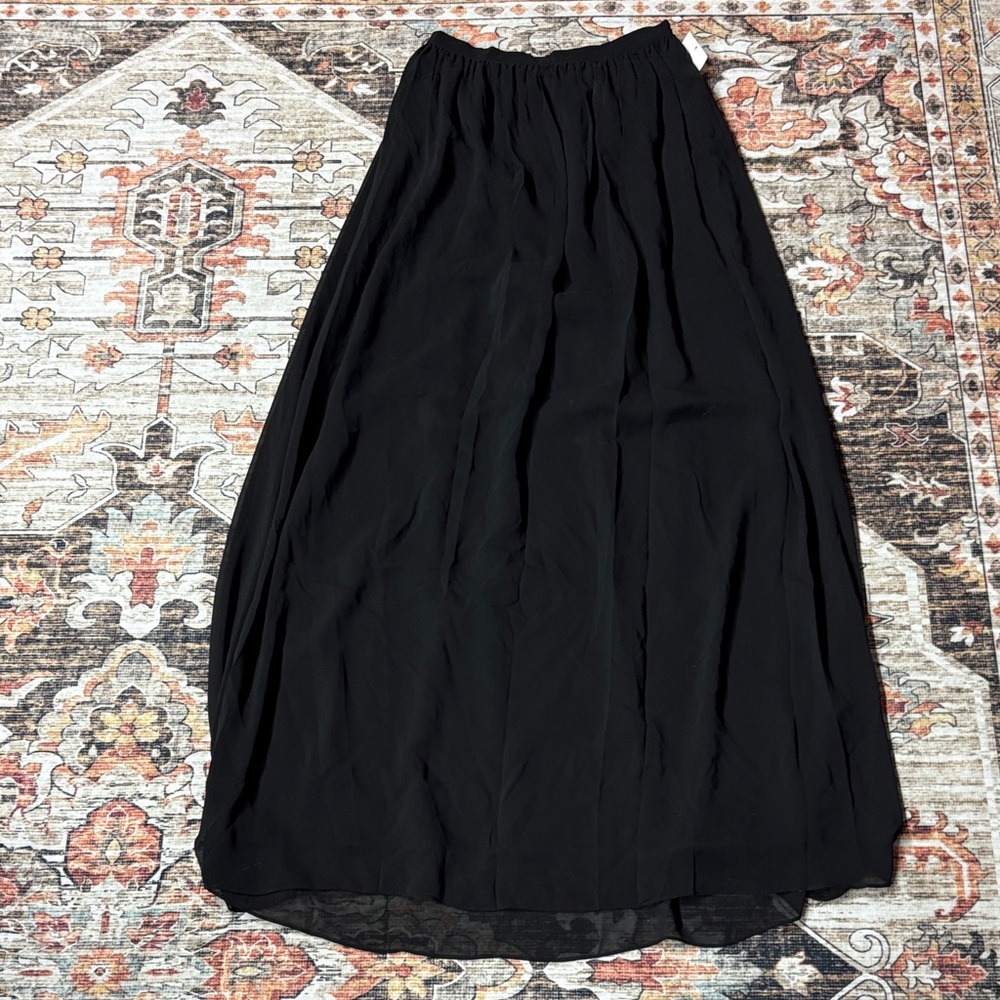 NEW ALI & JAY Flowing Black Maxi Skirt sz S